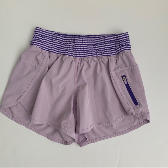 Lululemon tracker shorts - Picture 6 of 9